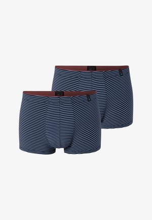 Due boxer da uomo blu navy con sottili righe orizzontali bianche e elastici in vita rosso scuro, mostrati su sfondo bianco.