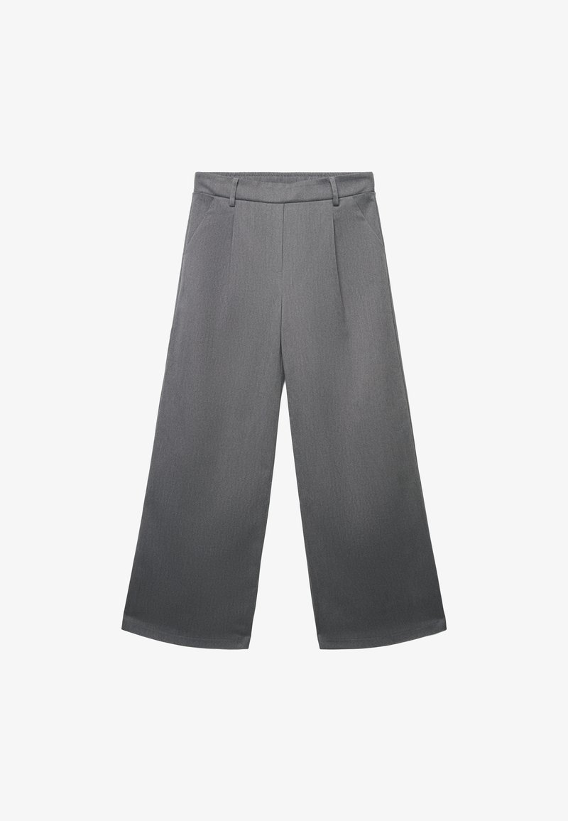 Szare spodnie z szerokimi nogawkami, wykonane z teksturowanej tkaniny. Posiadają gładki przód z zaszewkami oraz dwie boczne kieszenie. Klasyczny i wszechstronny design.
