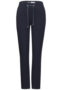 Marineblauwe trainingsbroek met een gestructureerde afwerking, elastische tailleband en trekkoord. Voorzien van twee zijzakken en een taps toelopend ontwerp.