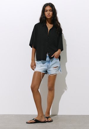 PULL&BEAR, Chemisier - black