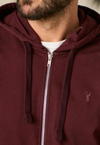 Next LIGHTWEIGHT HOODIE - Sudadera con cremallera - fig brown