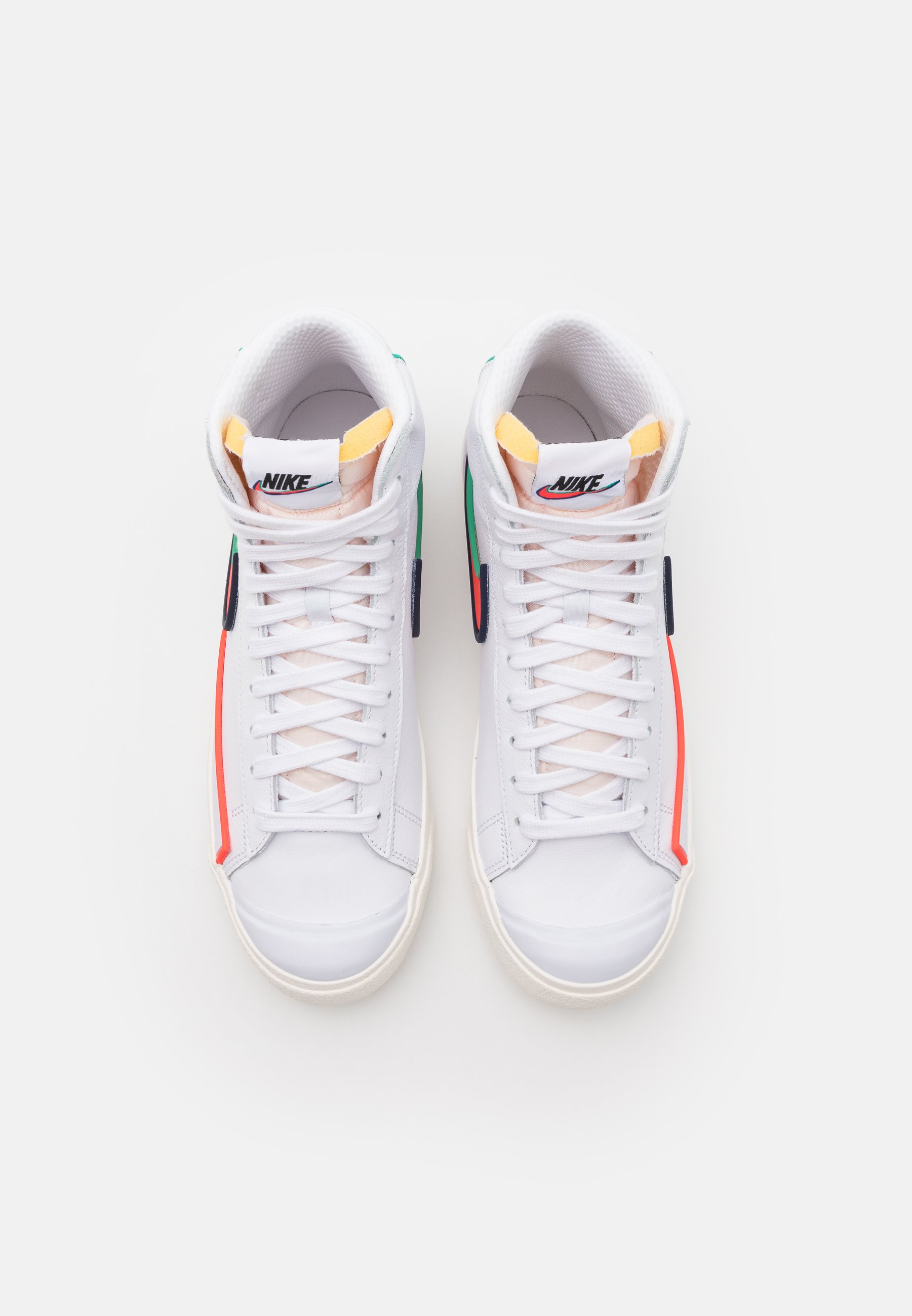 Nike Sportswear BLAZER MID '77 INFINITE - Sneakers hoog - white/bright  crimson/blue void/wit - Zalando.nl