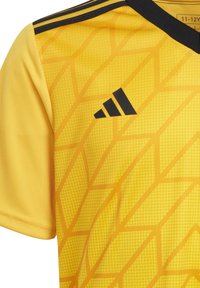 adidas Performance TEAM IC - T-Shirt print - gold