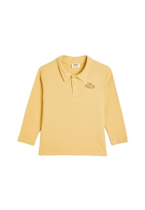 Gul langærmet polo t-shirt lavet af blødt bomuld med en krave, med et broderet design på venstre bryst.