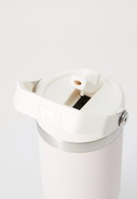 Stanley THE ICEFLOW™ FLIP STRAW TUMBLER UNISEX - Cantimplora - rose quartz