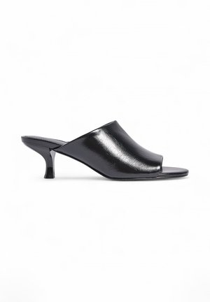 WIDE STRAP - Natikači s peto - black