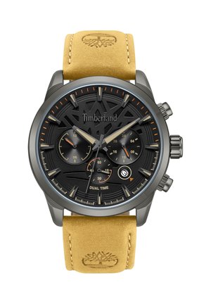 Zegarek Timberland z czarną tarczą, trzema subtarczami, funkcją podwójnego czasu, szarą metalową kopertą i jasnobrązowym skórzanym paskiem z tłoczonym logo Timberland.