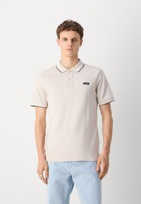 Calvin Klein MULTI TIPPING  - Polo shirt - stony beige/vanilla ice