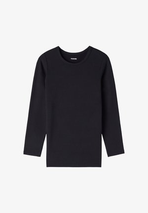 T-shirt noir à manches longues en coton doux avec un col rond et une coupe slim. Présente un design uni, sans motifs ni accents.