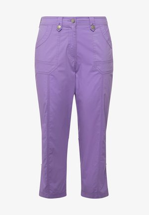 Paarse cropped broeken van lichtgewicht stof, met zakken, stikdetails en metalen hardwareaccenten.