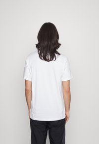Nike Sportswear FRANCHISE TEE - T-shirt estampada - white