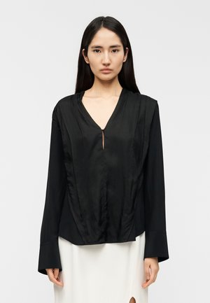 V NECK GATHERED - Blouse - black