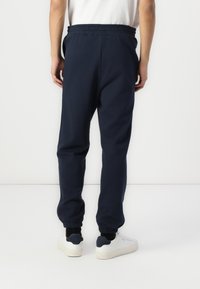 Jack & Jones JORVESTERBRO NEWTON SET - Melegítő - sky captain