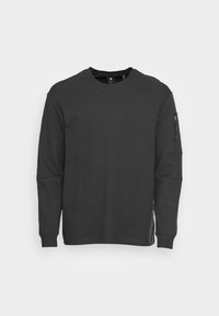 Não selecionado, heavy cloack