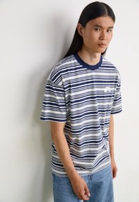 Nike SB TEE - Jednoduché tričko - midnight navy