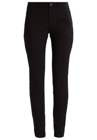 Pantalons noirs ajustés avec une texture lisse, coupe slim, poches avant et fermeture boutonnée à la taille.