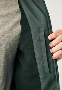 Next HOODED FLEECE LINED SHOWER RESISTANT - Jachetă subțire - jade green