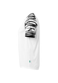 Witte sportshirt met een zwart patroon op de korte mouwen. Heeft een ronde halslijn en een klein groen label aan de onderrand.