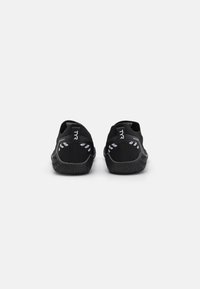 TYR DROPZERO LACES UNISEX - Treningssko - black/white