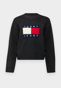 Selected, black melange