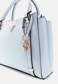 Guess DARYNA SATCHEL - Borsa a mano - himmelblau