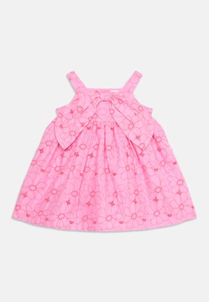 GAP, EYELET BOW - Dnevna haljina - parisian pink