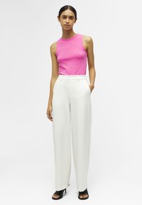 Object OBJLISA WIDE - Trousers - cloud dancer