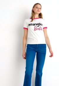Wrangler RINGER TEE - Printtipaita - worn white