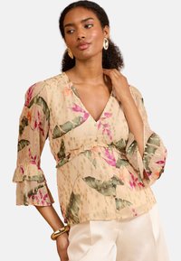 REGULAR FIT - 3D FLORAL PRINT BLUSH WITH PEPLUM DEATIL AND V-NECKLINE - Pluus - metallic blush pink