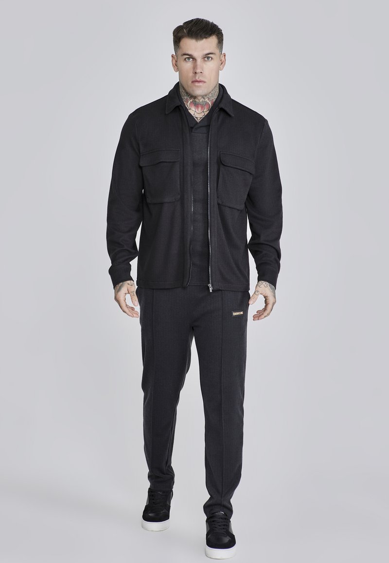 SikSilk Lichte jas zwart