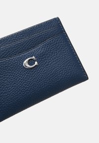 COACH ESSENTIAL CARD CASE - Novčanik - deep blue