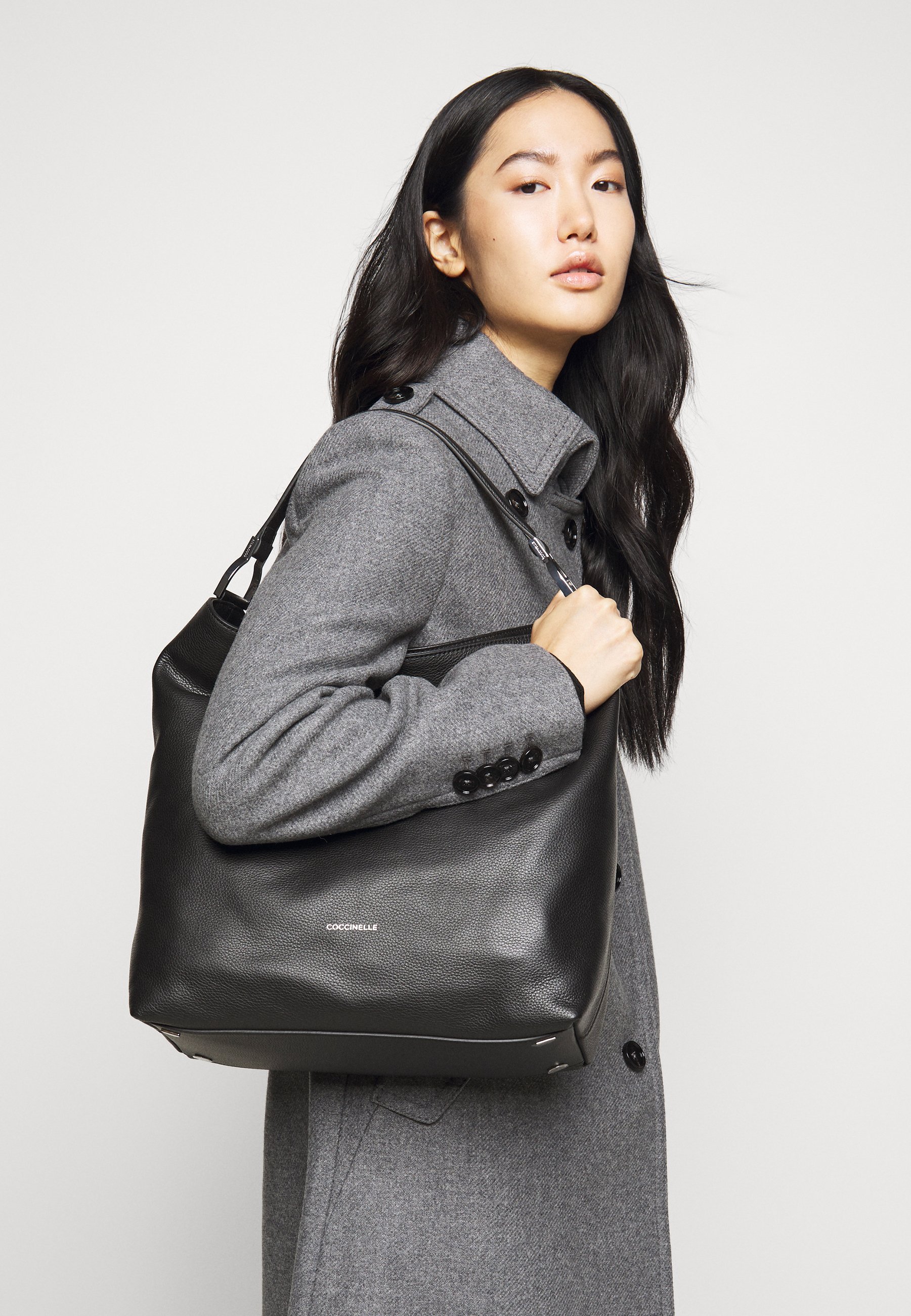 coccinelle keyla suede hobo bolsa