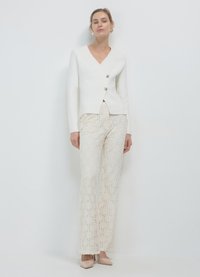 Calliope A ZAMPA MACRAMÈ - Pantalon classique - crema