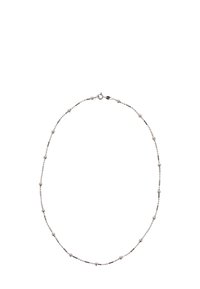 Srebrny naszyjnik z zamiennymi cylindrycznymi i kulistymi koralikami, z delikatnym łańcuchem i zapięciem na zaczep.