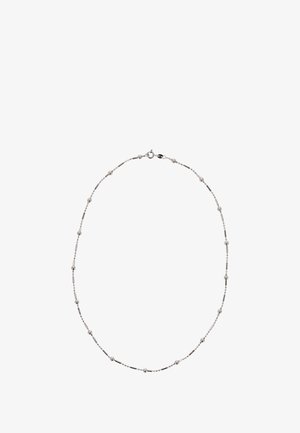 Zilveren ketting met afwisselend cilinder- en bolvormige kralen, met een delicate ketting en een sluiting met haak.