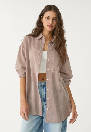 Stradivarius BASIC FLOWING WITH POCKET - Hemdbluse - dark brown