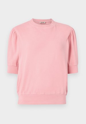T-shirt rose à manches courtes en tissu doux, avec un col rond et des manches bouffantes, et une base ajustée.