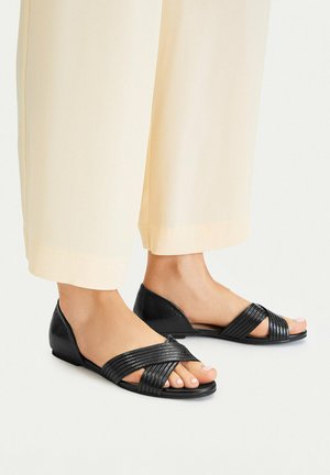 Jenny, Sandalias - black