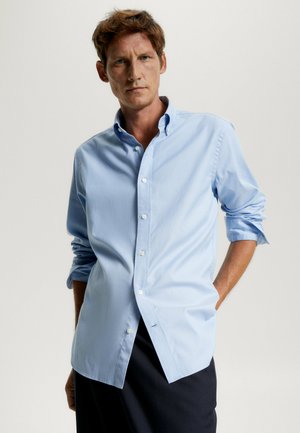 REGULAR FIT OXFORD - Camicia - cloudy blue