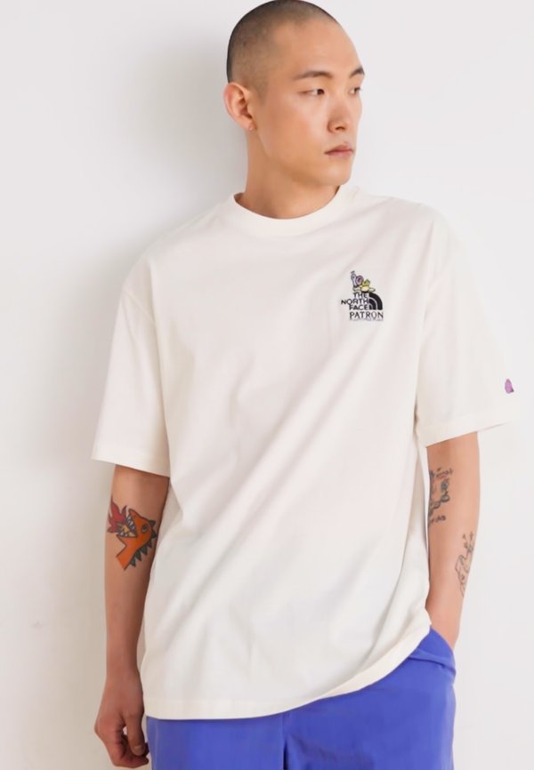 CLEAN TRAILS OVERSIZED TEE - Print T-shirt3