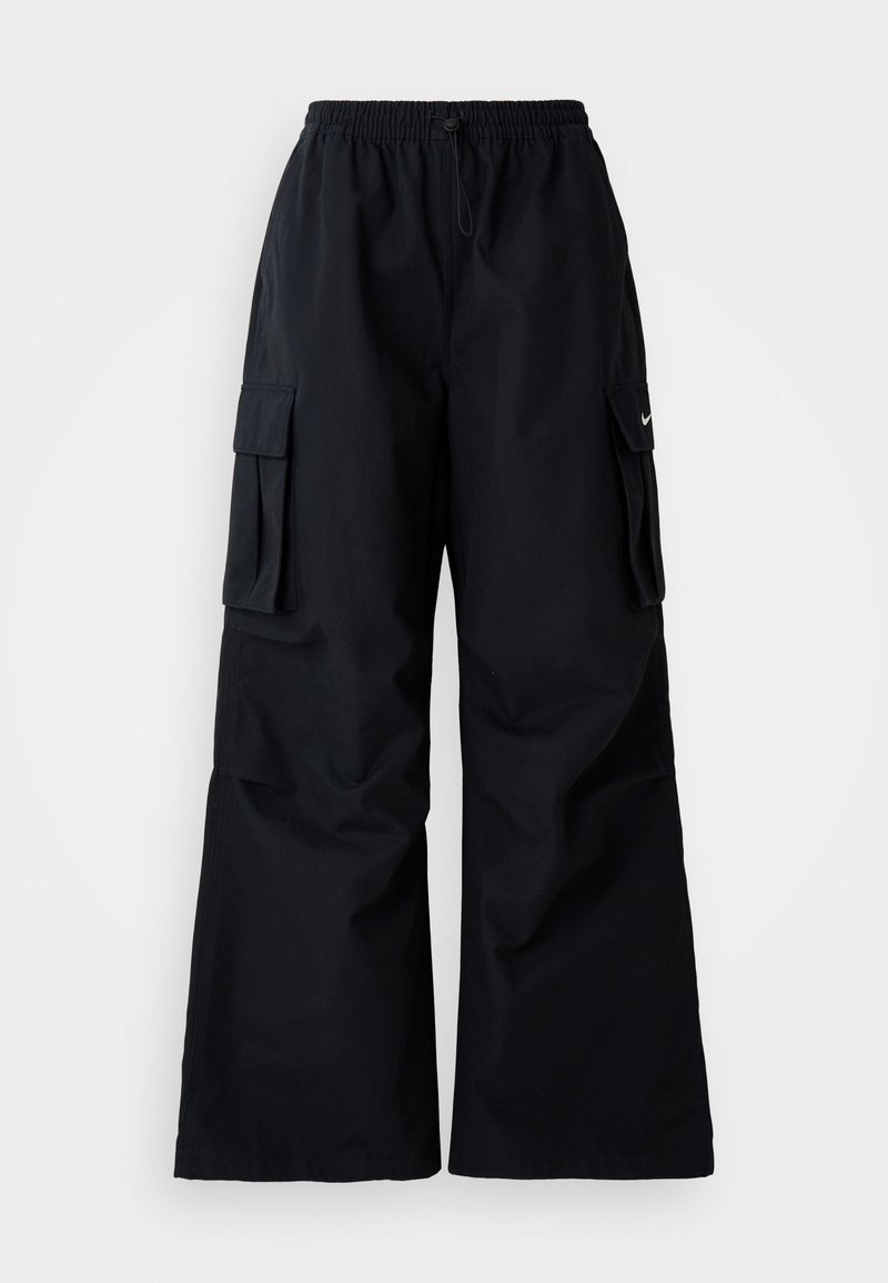 Pantalones cargo negros de pierna ancha, con cinturilla elástica, cordón ajustable y dos bolsillos laterales. Hechos de un tejido suave y ligero.