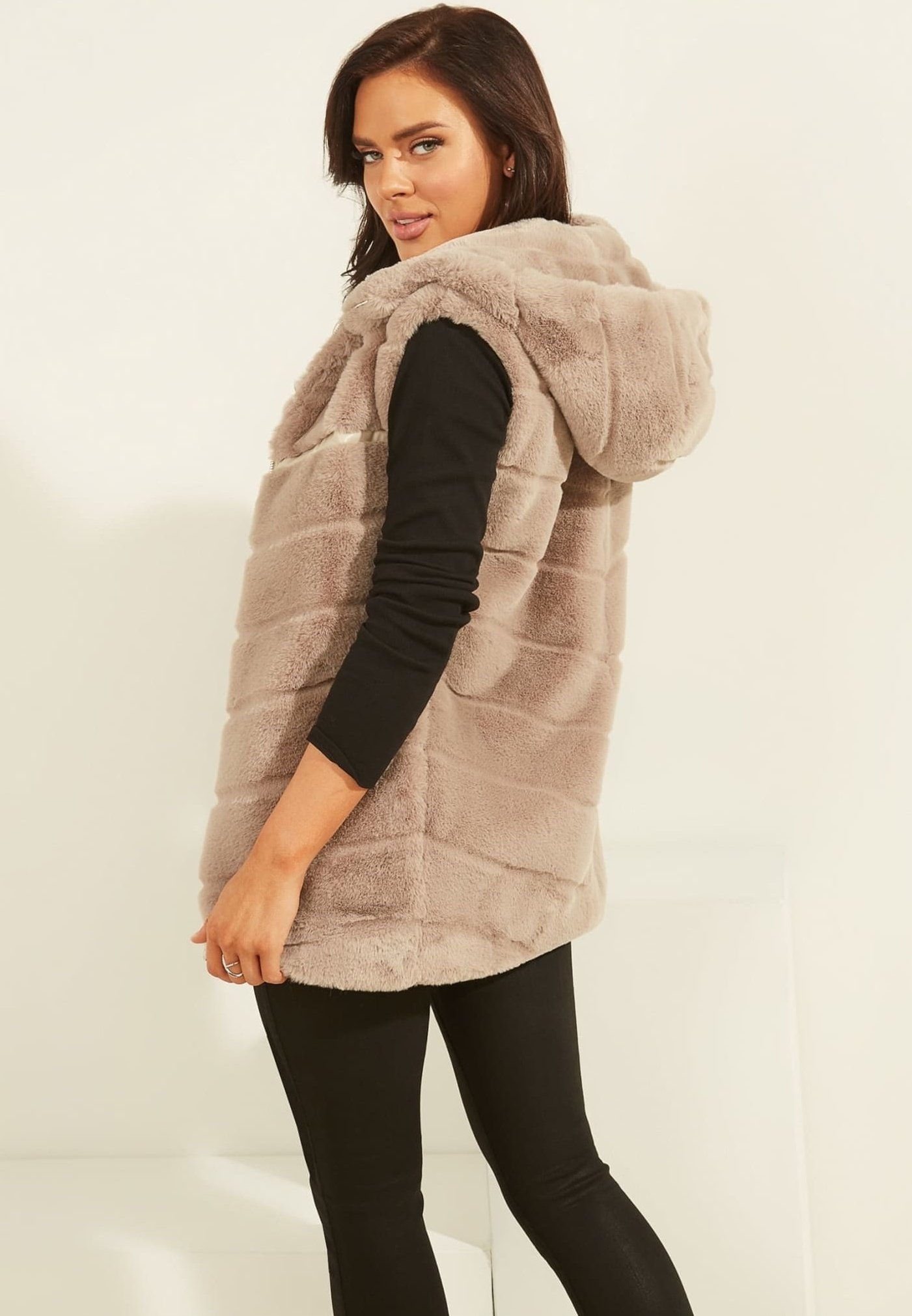 doudoune guess sans manche