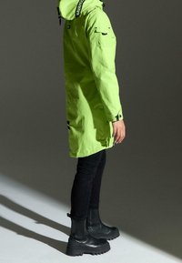 Navahoo Parka - neon green