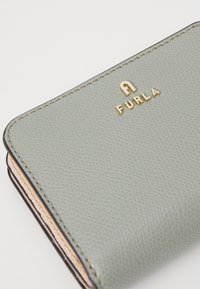 Furla CAMELIA COMPACT WALLET - Portemonnee - agave