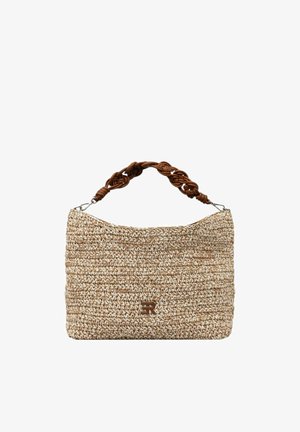 Borsa rettangolare in paglia intrecciata con manico intrecciato marrone scuro e piccolo logo metallico al centro davanti.