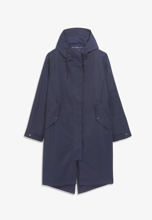 Abrigo largo impermeable azul marino con capucha, cierre delantero con botones a presión y cremallera, bolsillos con solapa y botones a presión, y puños ajustables.