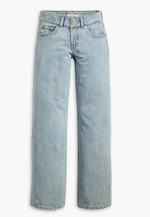 Jean en denim bleu clair avec une coupe large, arborant une taille haute, un style classique à cinq poches, et un léger délavé pour la texture.