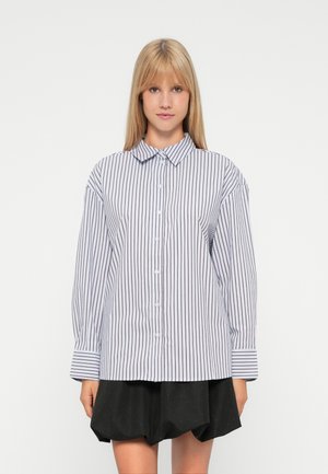 JDYMIO OVERSIZE SHIRT - Chemisier - blue/cloud dancer/brown