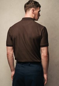 Next TEXTURED - Pikeepaita - chocolate brown