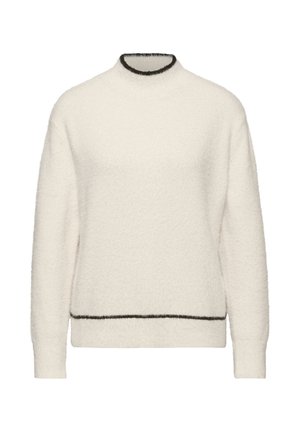Kremowy sweter z puszystego materiału, z wysokim kołnierzem, długimi rękawami oraz czarnym wykończeniem u dołu i przy szyi.